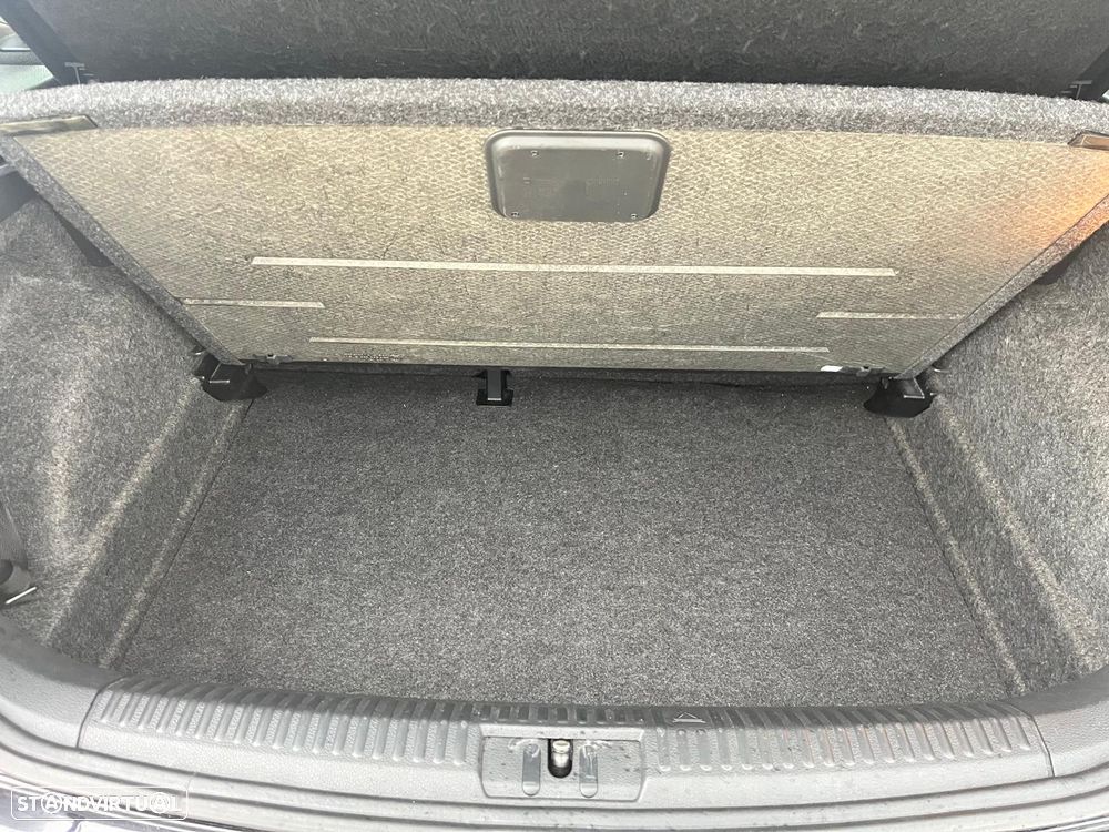 VW Polo 1.6 TDI Trendline - 21