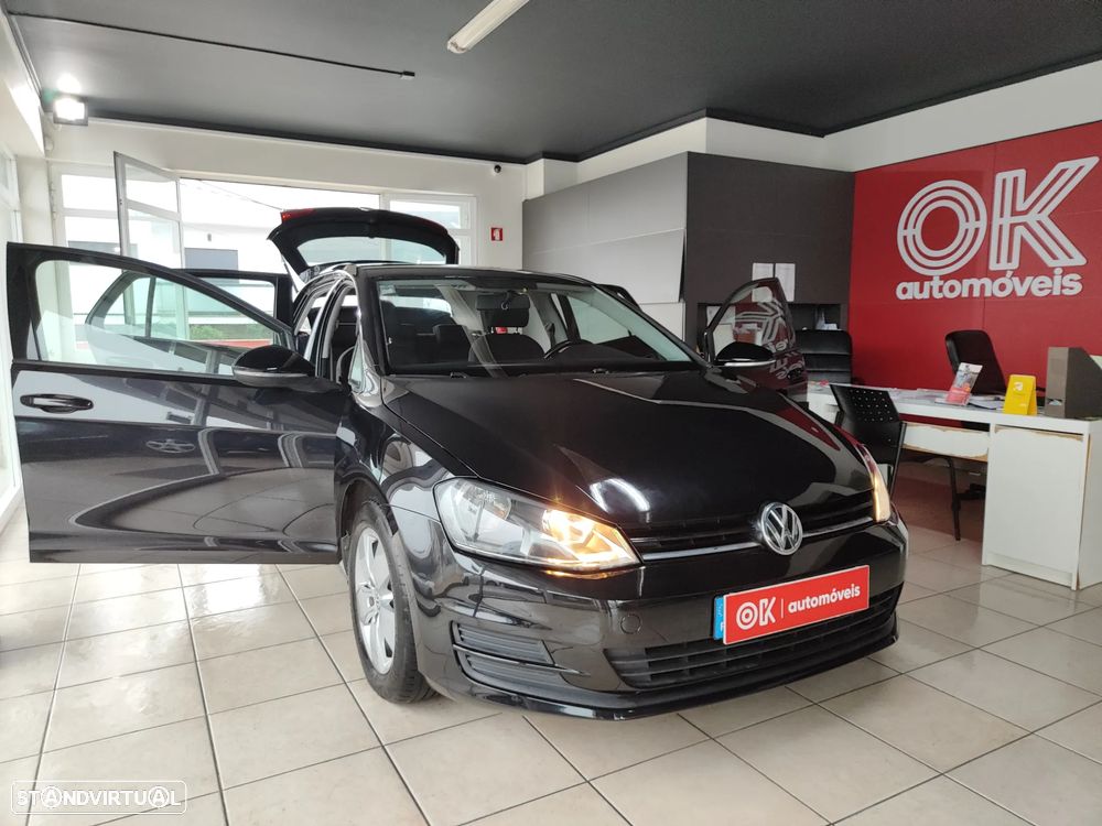 VW Golf 1.6 TDi Trendline BlueMotion - 19
