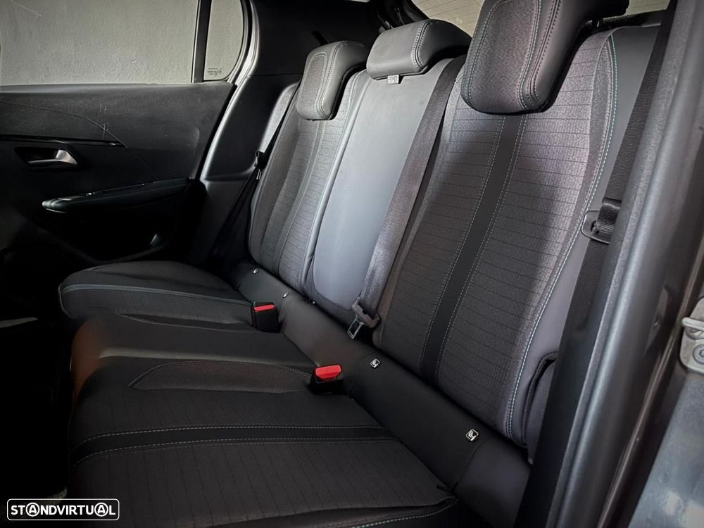 Peugeot 208 1.2 PureTech Allure - 9