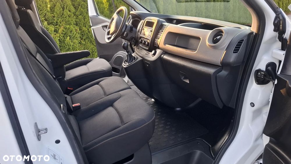 Renault Trafic - 17