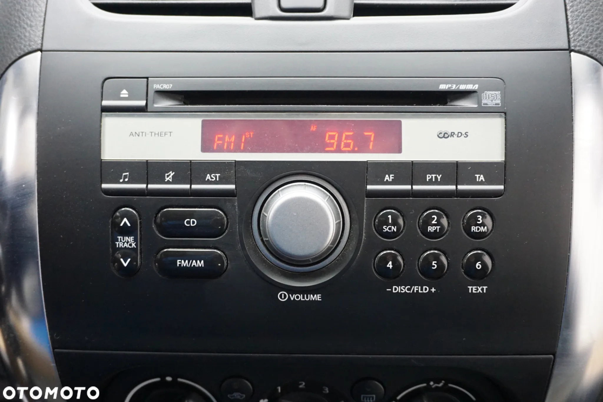 Suzuki SX4 1.5 Comfort - 33