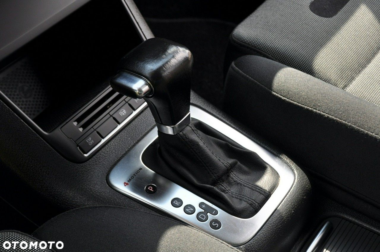 Volkswagen Tiguan - 33