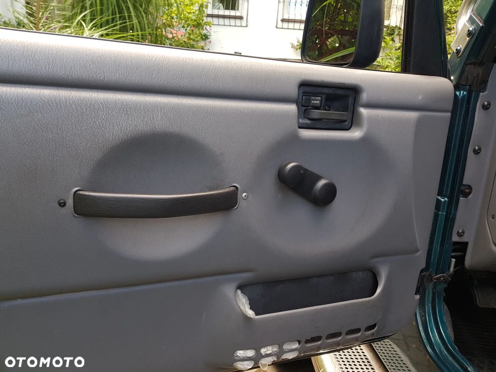Jeep Wrangler 2.5 Sport - 21