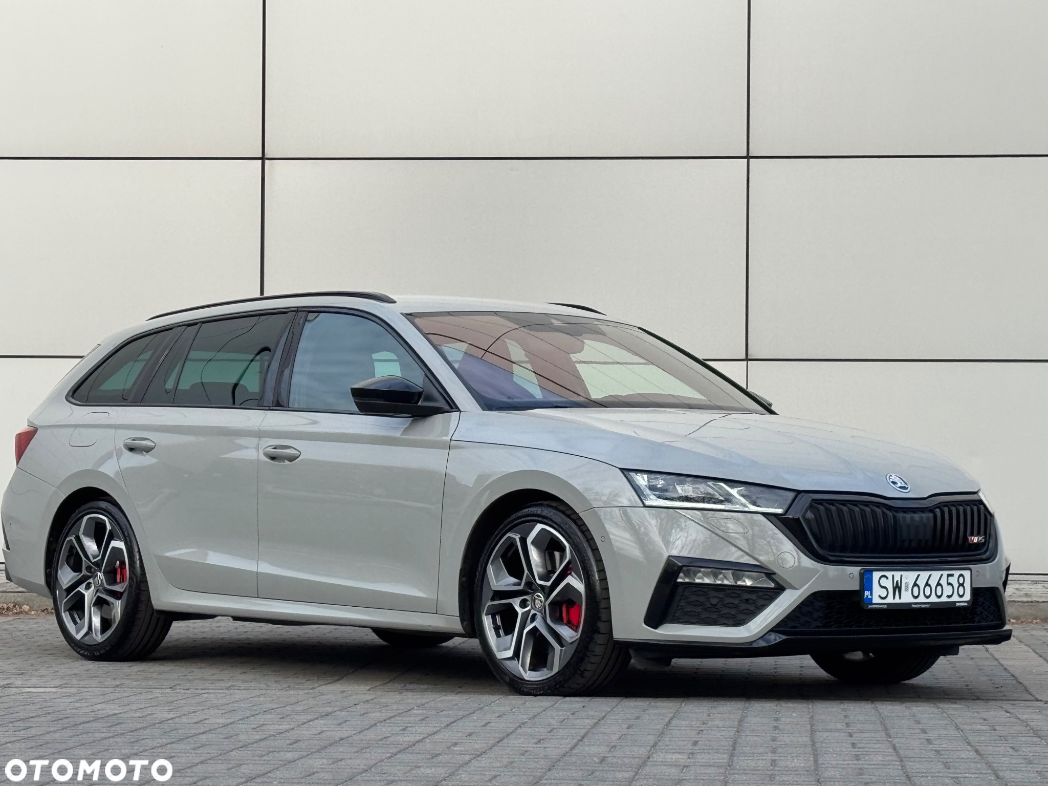 Skoda Octavia 2.0 TSI RS 245 DSG - 38
