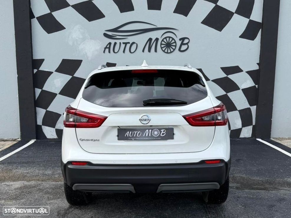 Nissan Qashqai 1.3 DIG-T N-Connecta DCT - 2