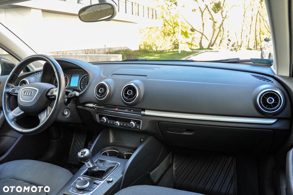 Audi A3 Sportback - 10