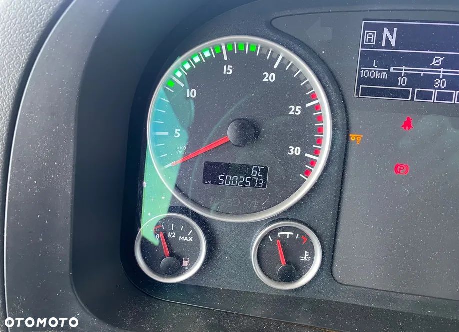 MAN TGX 26.500 / 6X2 / MEGA / SERWIS na 496TKM / RAMA / 3 OŚ SKRĘTNA + PODNOSZONA / KABINA SYPIALNIANA - 25