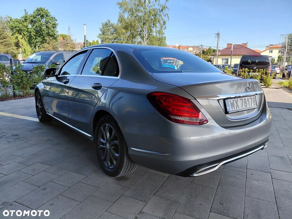 Mercedes-Benz Klasa C 180 7G-TRONIC - 17