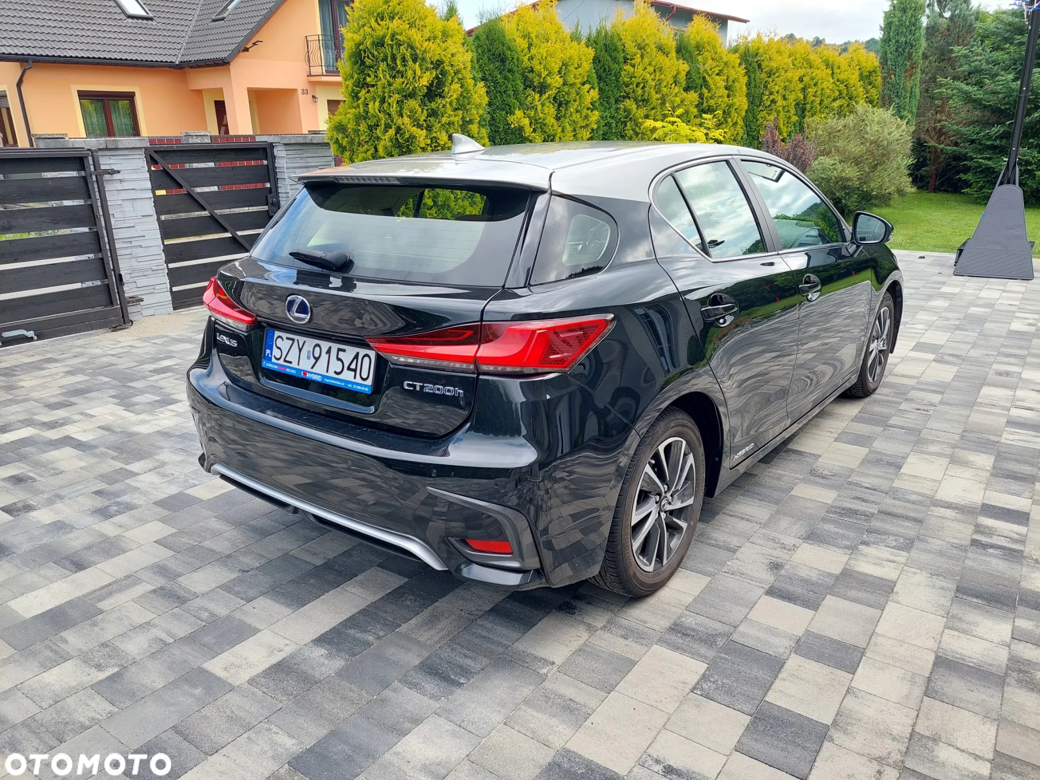 Lexus CT - 4