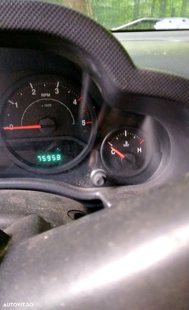 Jeep Wrangler 2.8 CRD DPF Sport - 7