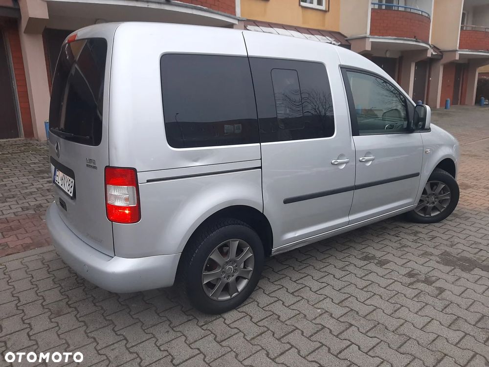 Volkswagen Caddy Life - 8