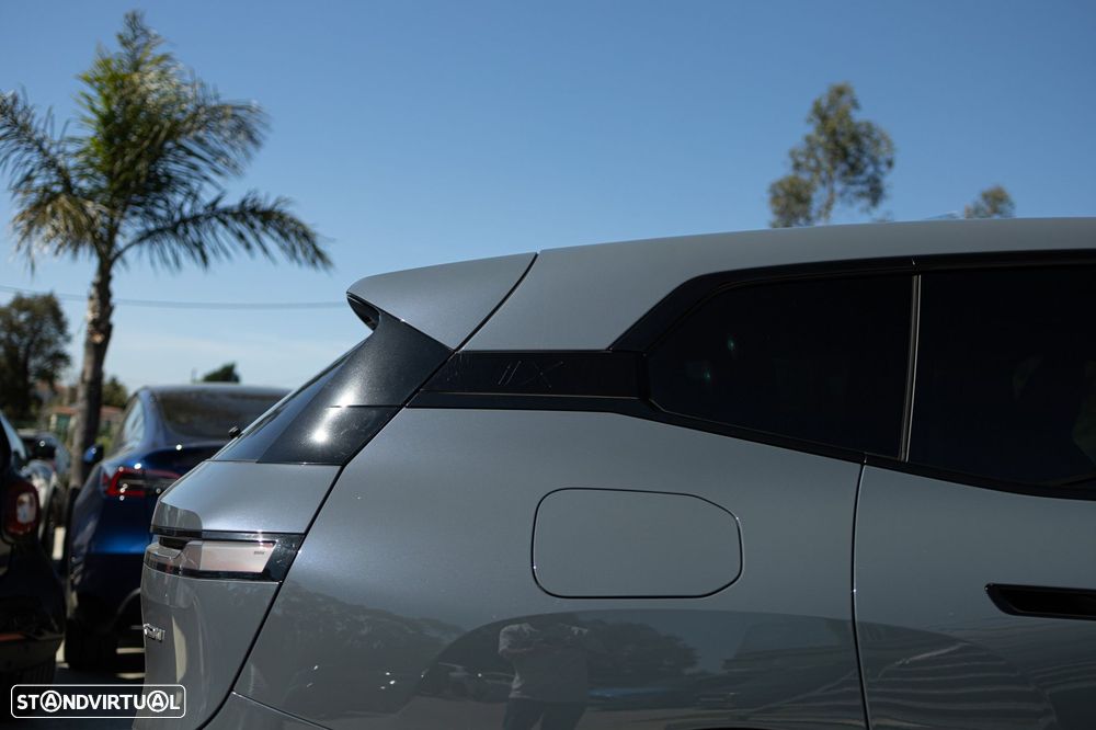 BMW iX xDrive 40 Pack Desportivo - 42
