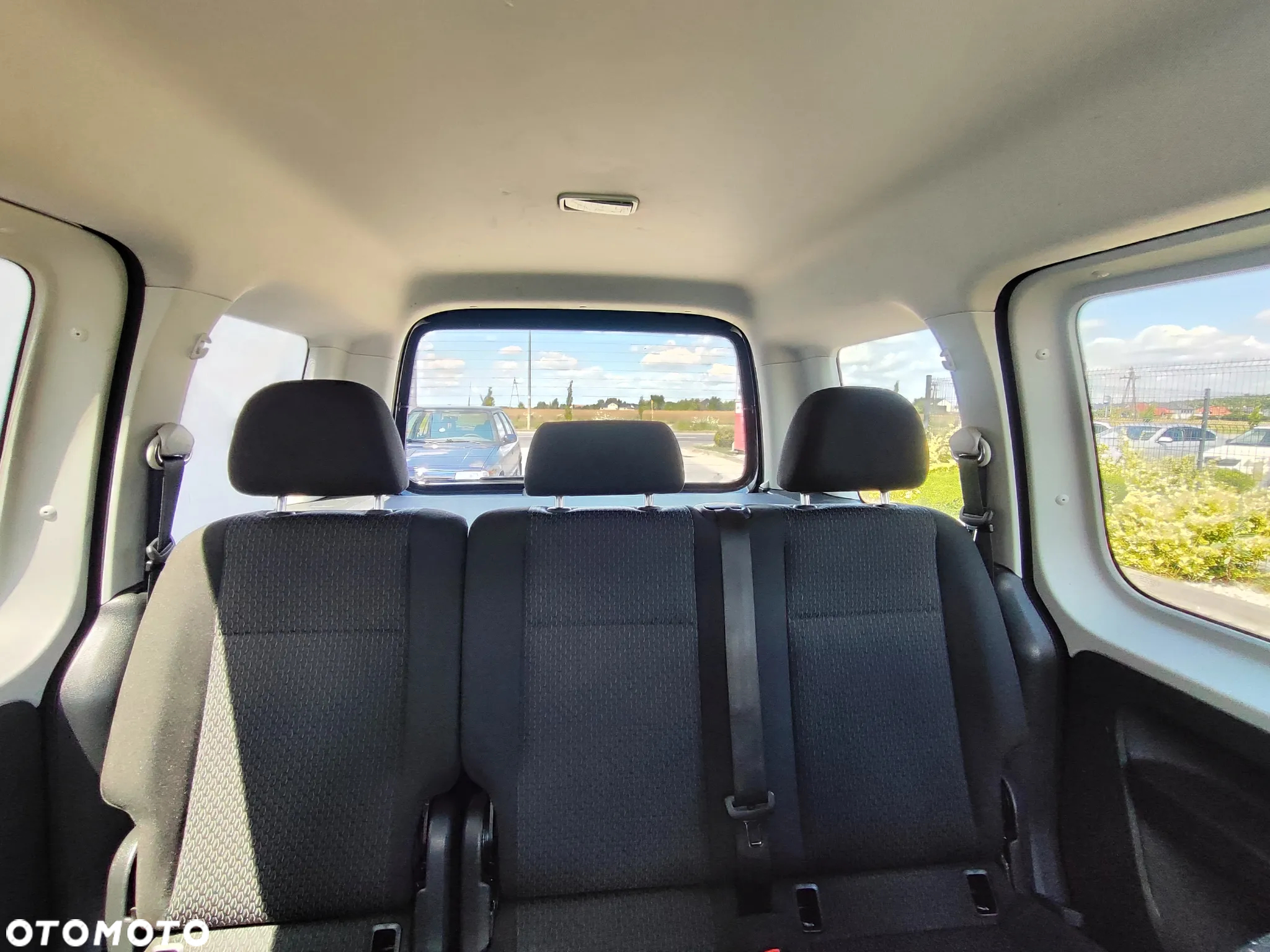 Volkswagen Caddy 2.0 TDI (5-Si.) Family - 16