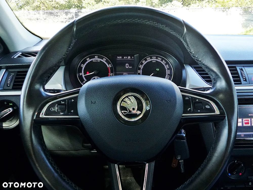 Skoda RAPID 1.4 TSI DSG Style - 27