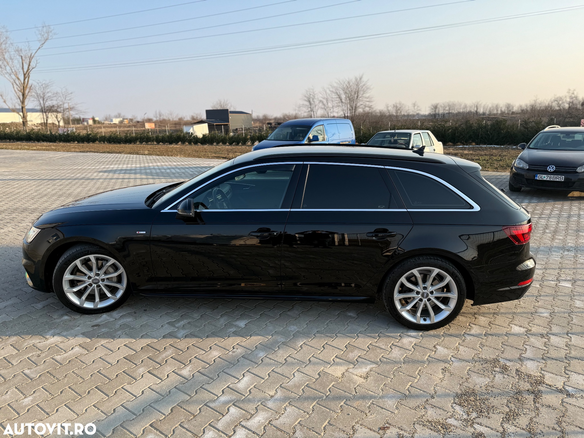 Audi A4 Avant 2.0 TDI ultra S tronic - 6