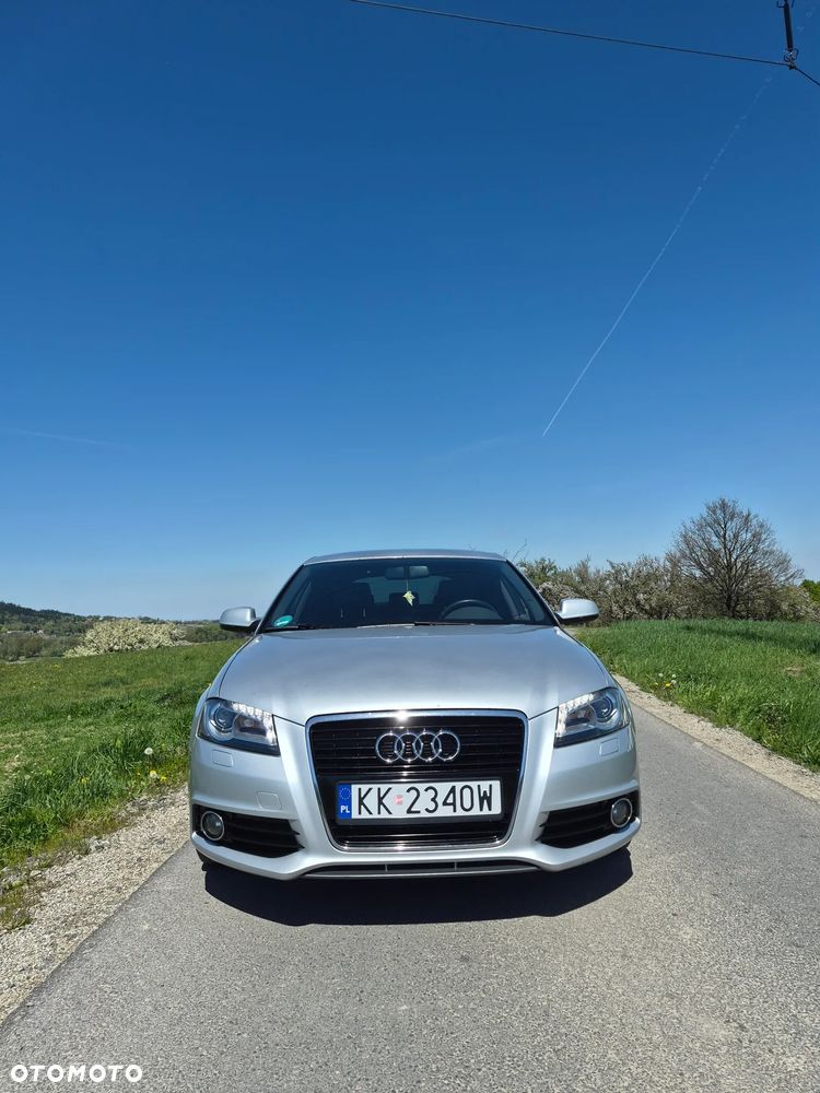 Audi A3 Sportback 1.8 TFSI S line Sportpaket Plus - 4
