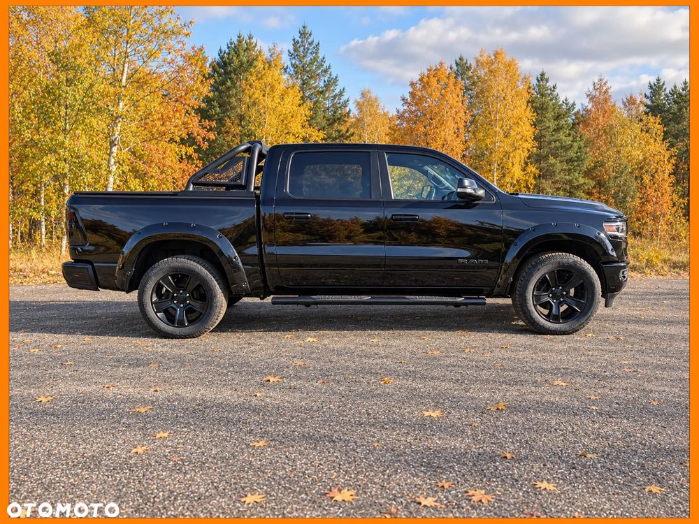 RAM 1500 Crew Cab Shortbed Bighorn - 7