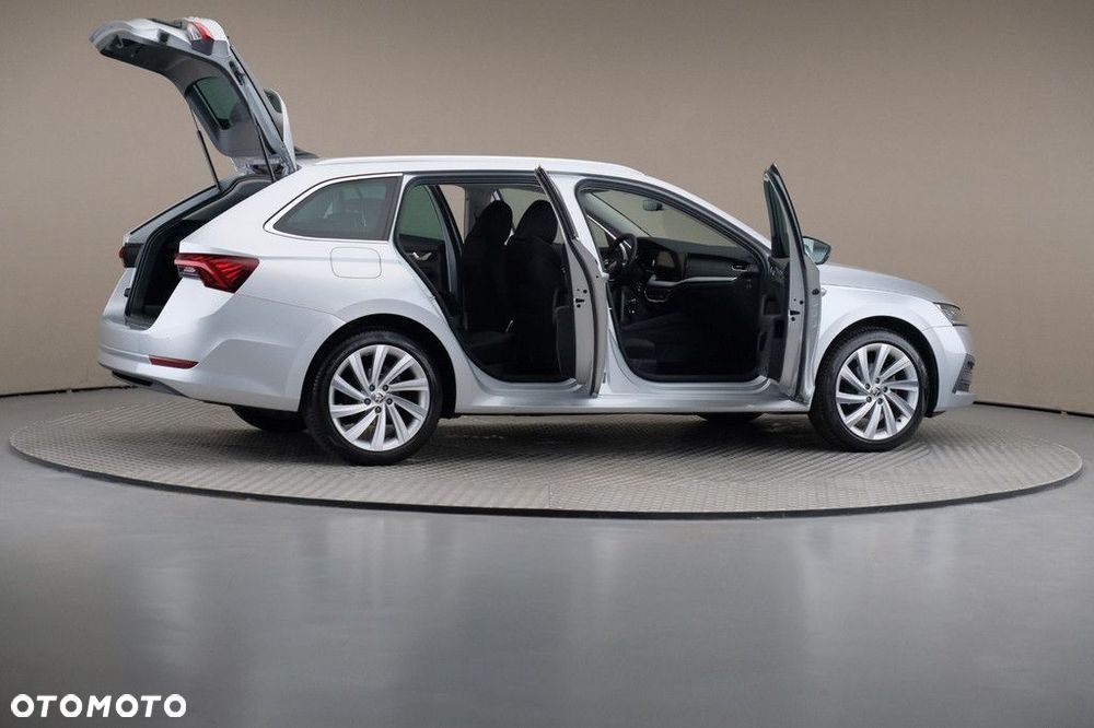 Skoda Octavia 2.0 TDI Style - 6