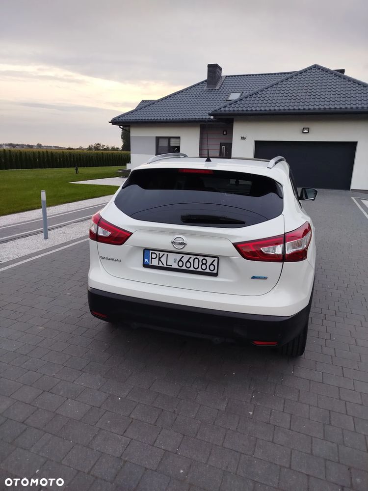 Nissan Qashqai 1.5 dCi Tekna - 8