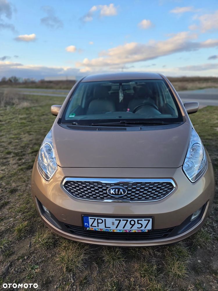 Kia Venga - 5