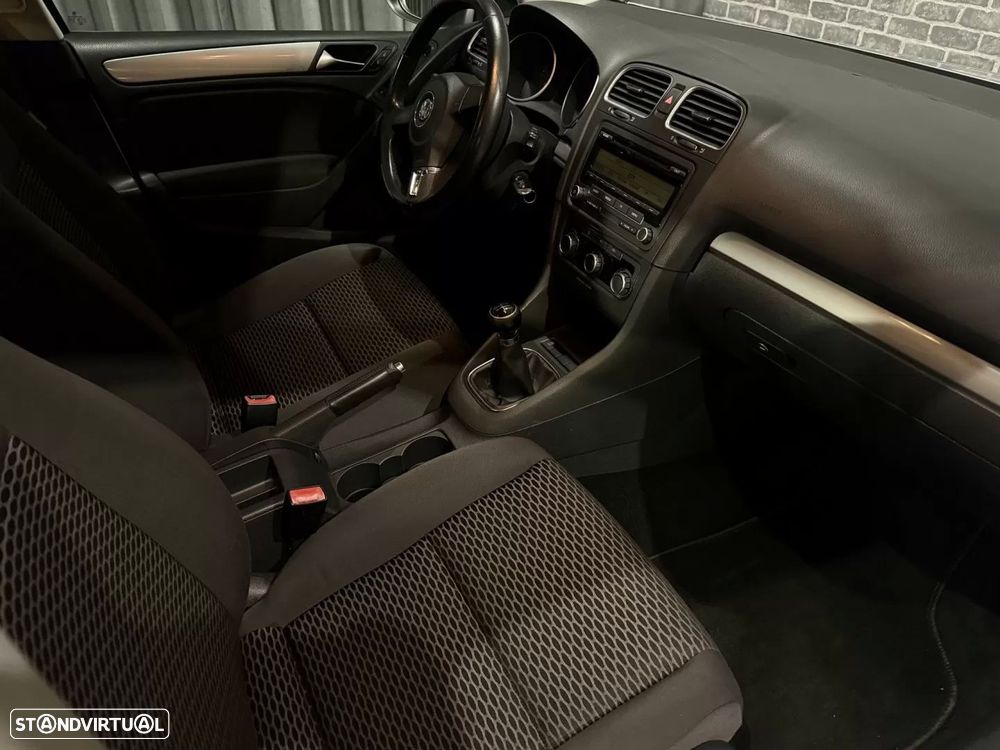 VW Golf 1.6 TDi Trendline BlueMotion - 7