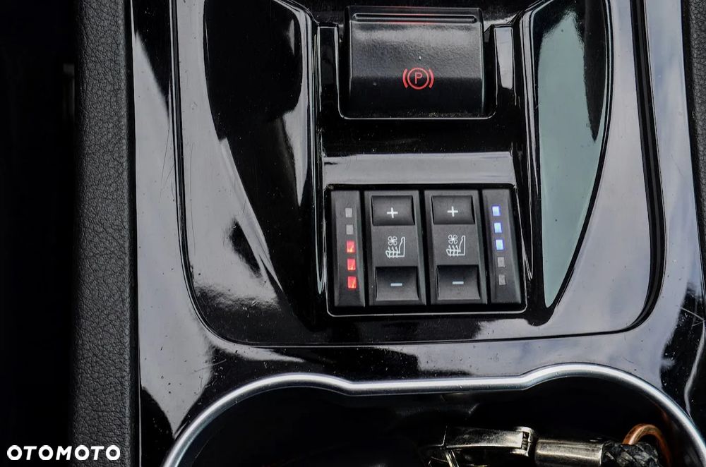 Ford S-Max 2.0 EcoBoost ST-Line - 19