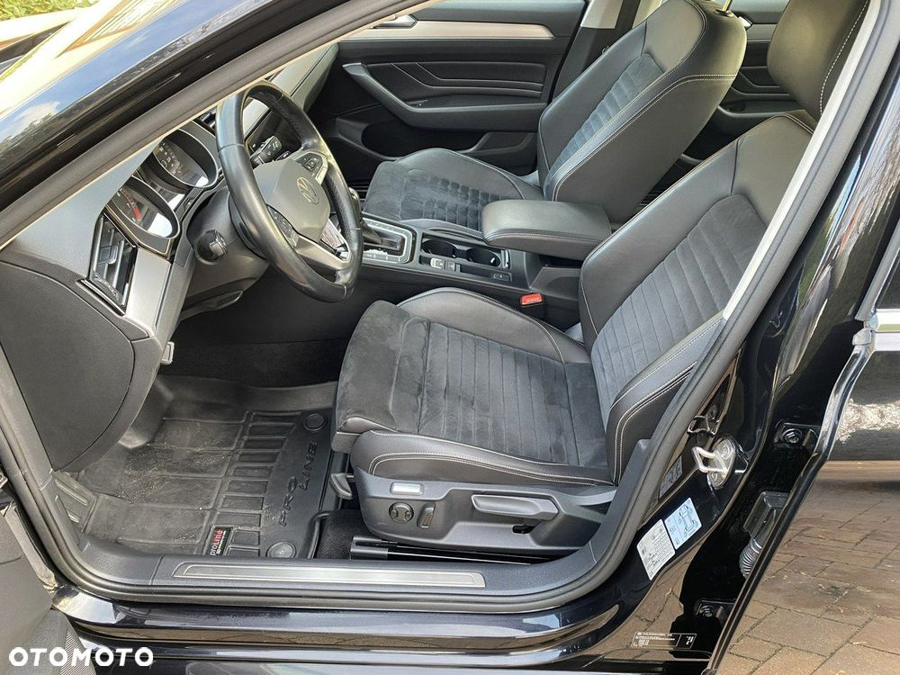 Volkswagen Passat 1.5 TSI EVO Elegance DSG - 32
