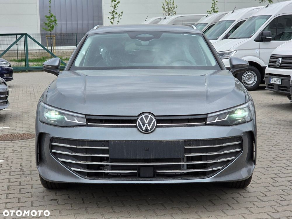 Volkswagen Passat Variant - 4