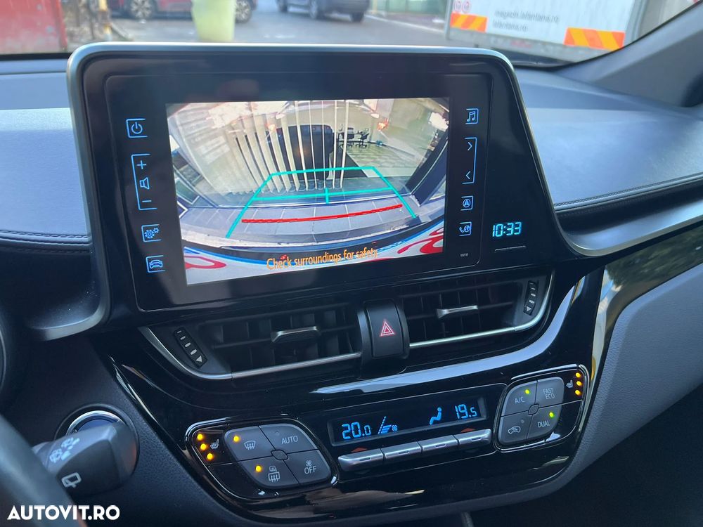Toyota C-HR - 8