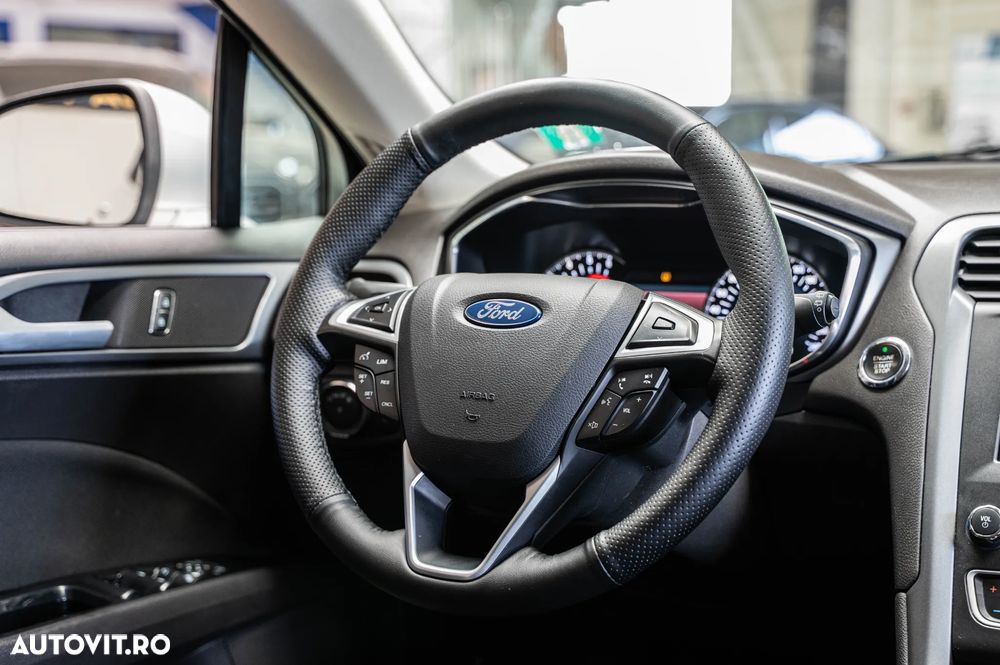 Ford Mondeo 2.0 TDCi Powershift - 13