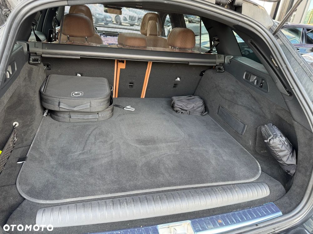 Mercedes-Benz Klasa E 300 de PHEV 4-Matic Exclusive 9G-Tronic - 19