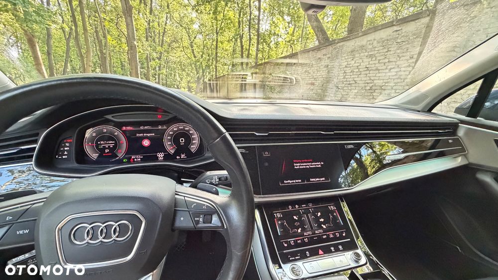 Audi Q7 - 10