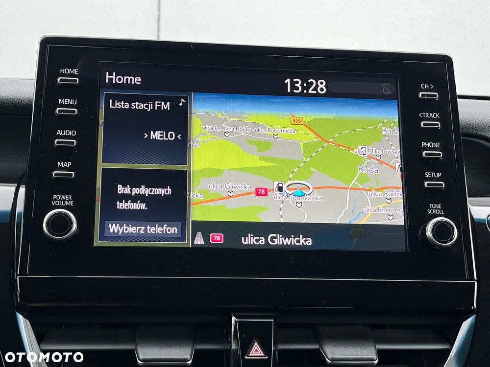 Toyota Camry 2.5 Hybrid Executive CVT - 32