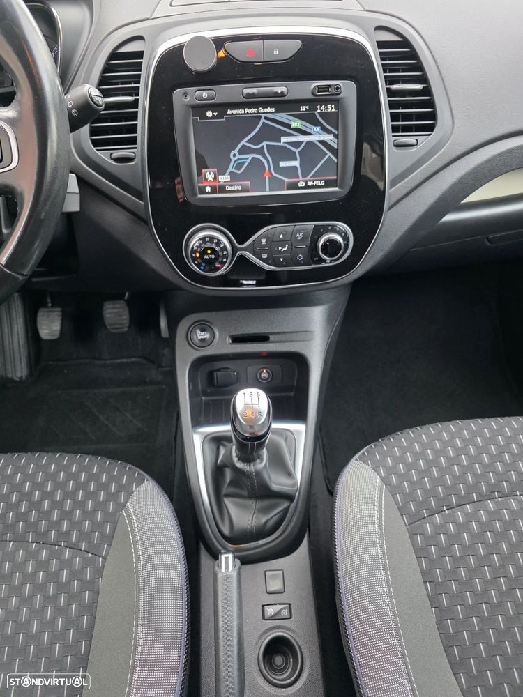 Renault Captur 0.9 TCE Exclusive - 17