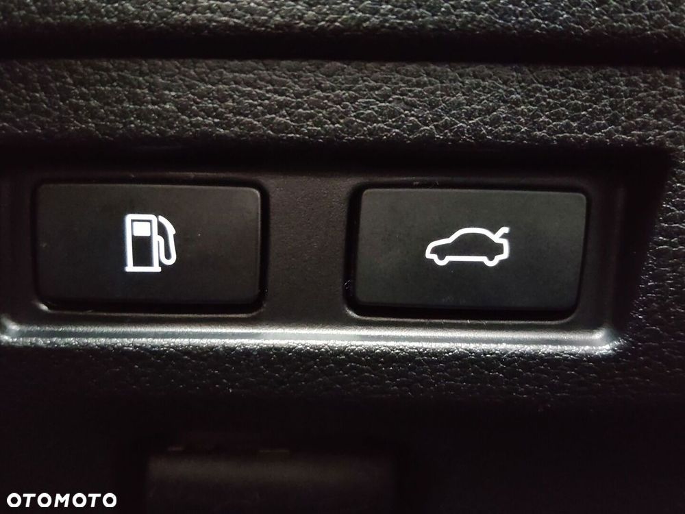 Lexus ES 300h Prestige - 28