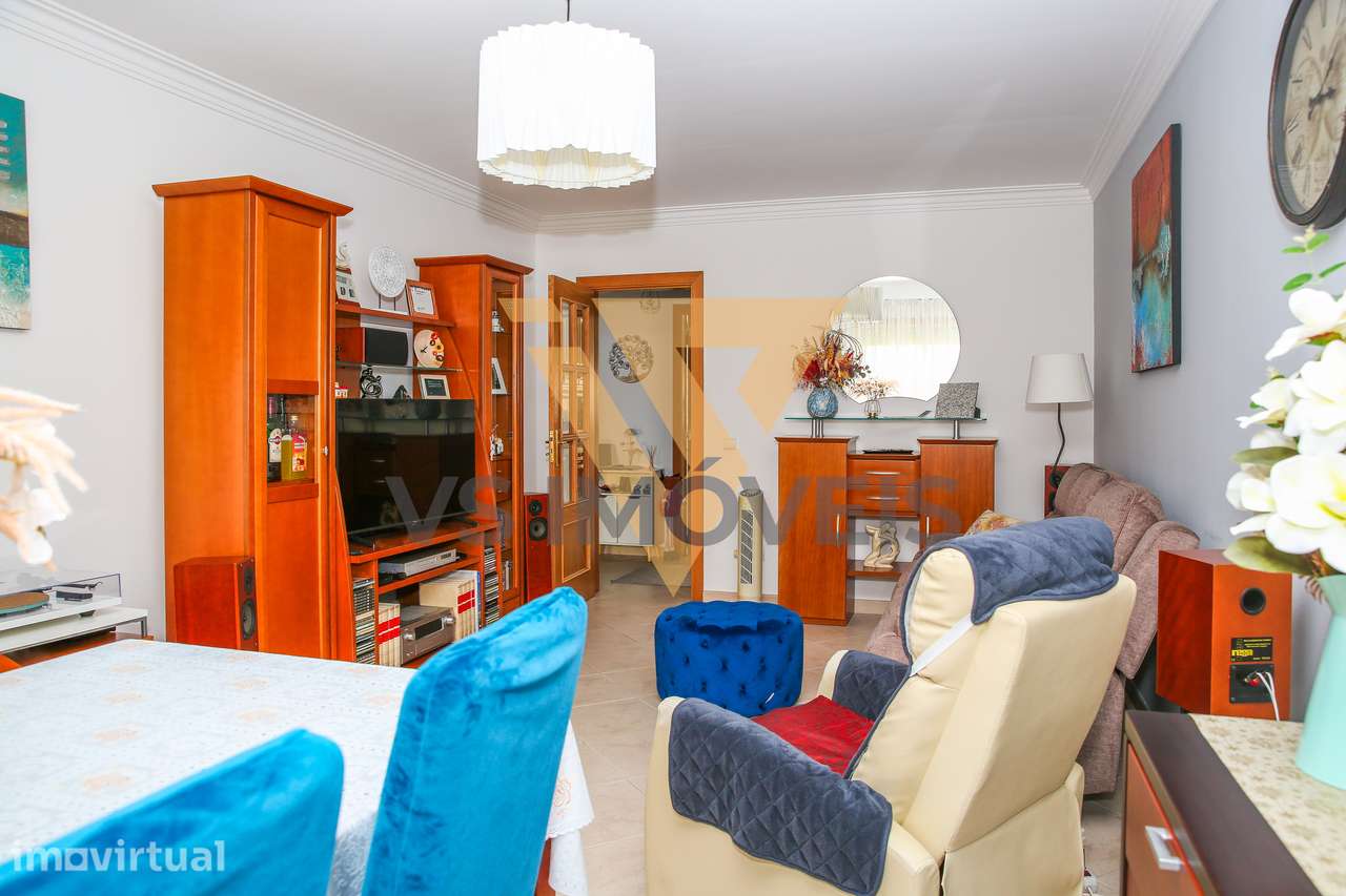 Apartamento T2 no Condomínio Quinta Dona Helena, Guizanderia-Carregado - Grande imagem: 3/32