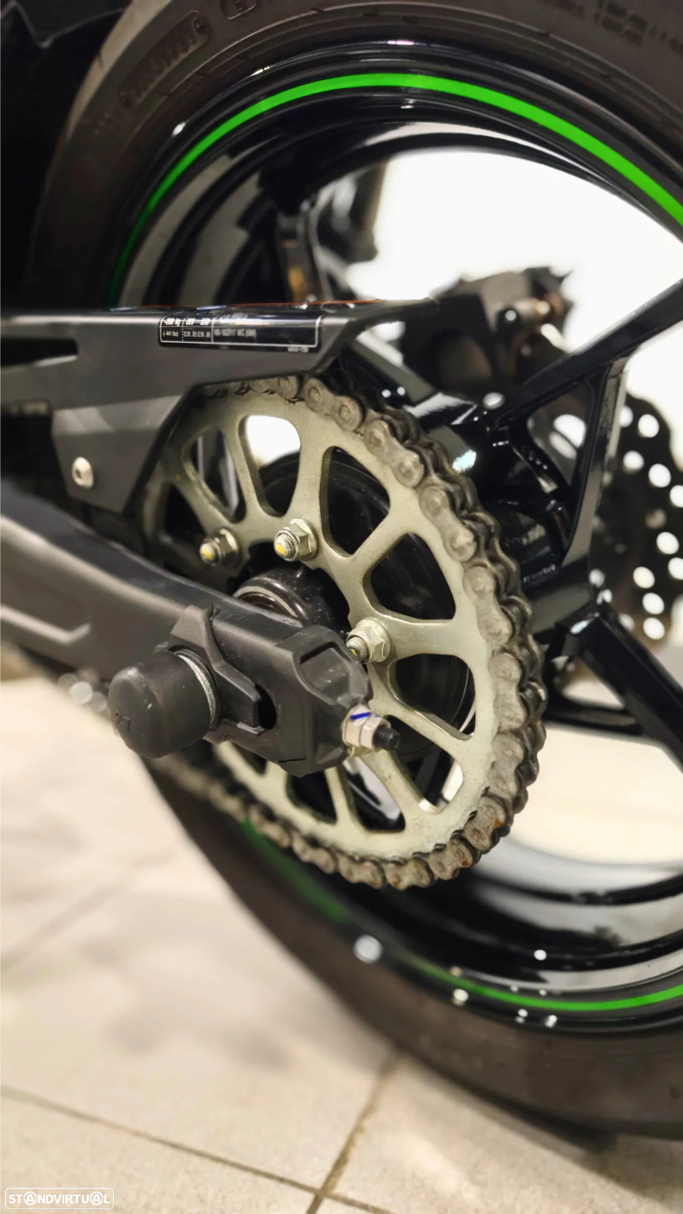 Kawasaki Ninja 650 - 8