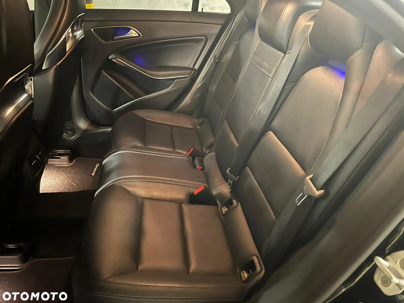 Mercedes-Benz CLA 45 AMG 4-Matic - 9