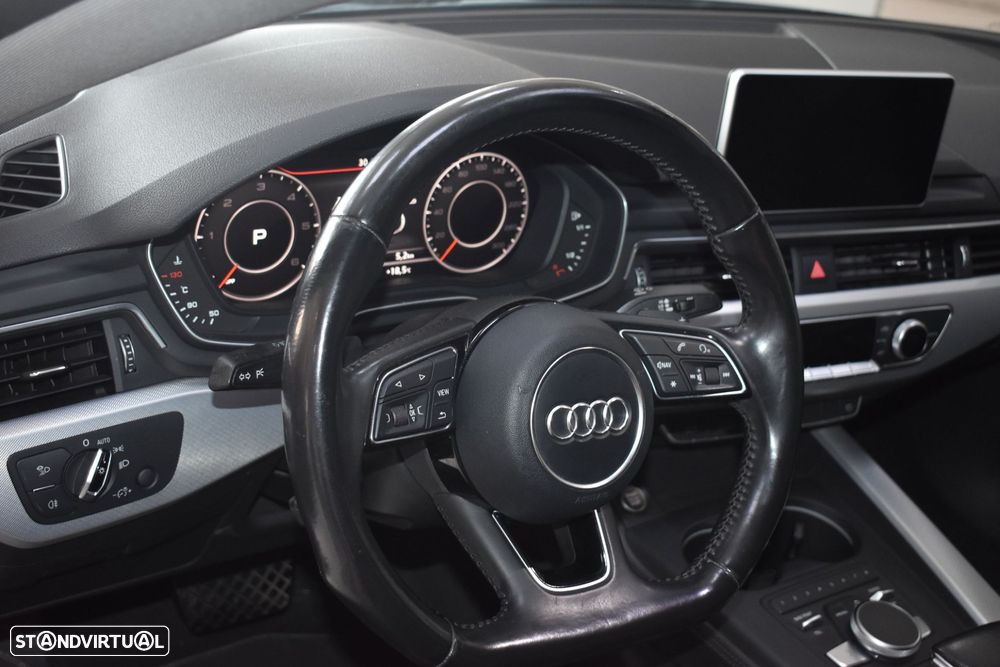Audi A5 Sportback 2.0 TDI quattro Design S tronic - 28