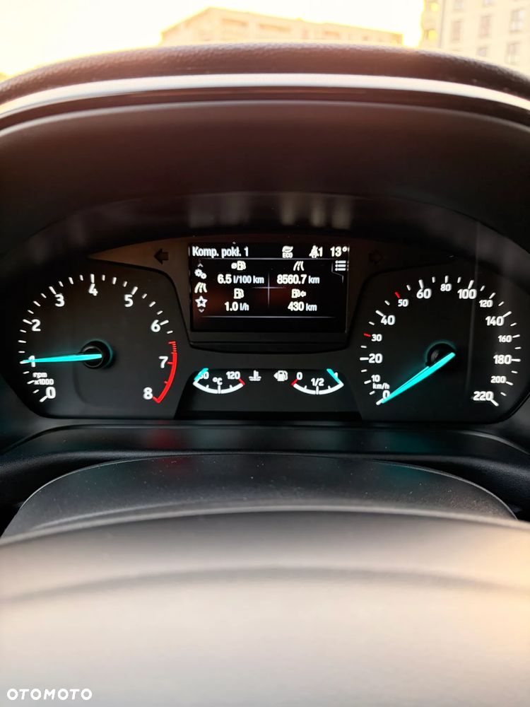 Ford Fiesta 1.0 EcoBoost Titanium - 12