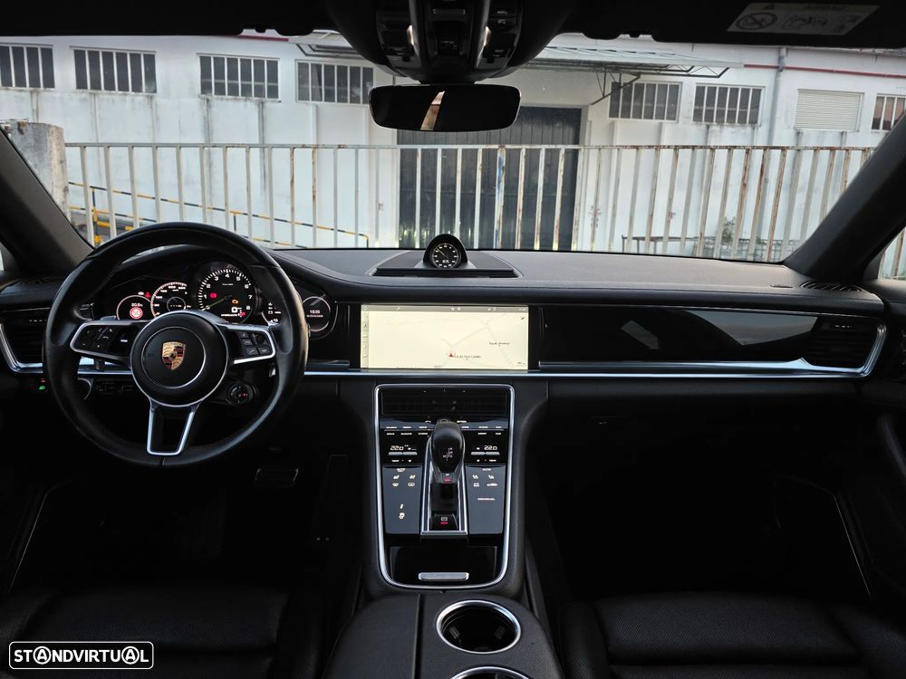 Porsche Panamera 4 E-Hybrid Executive - 27
