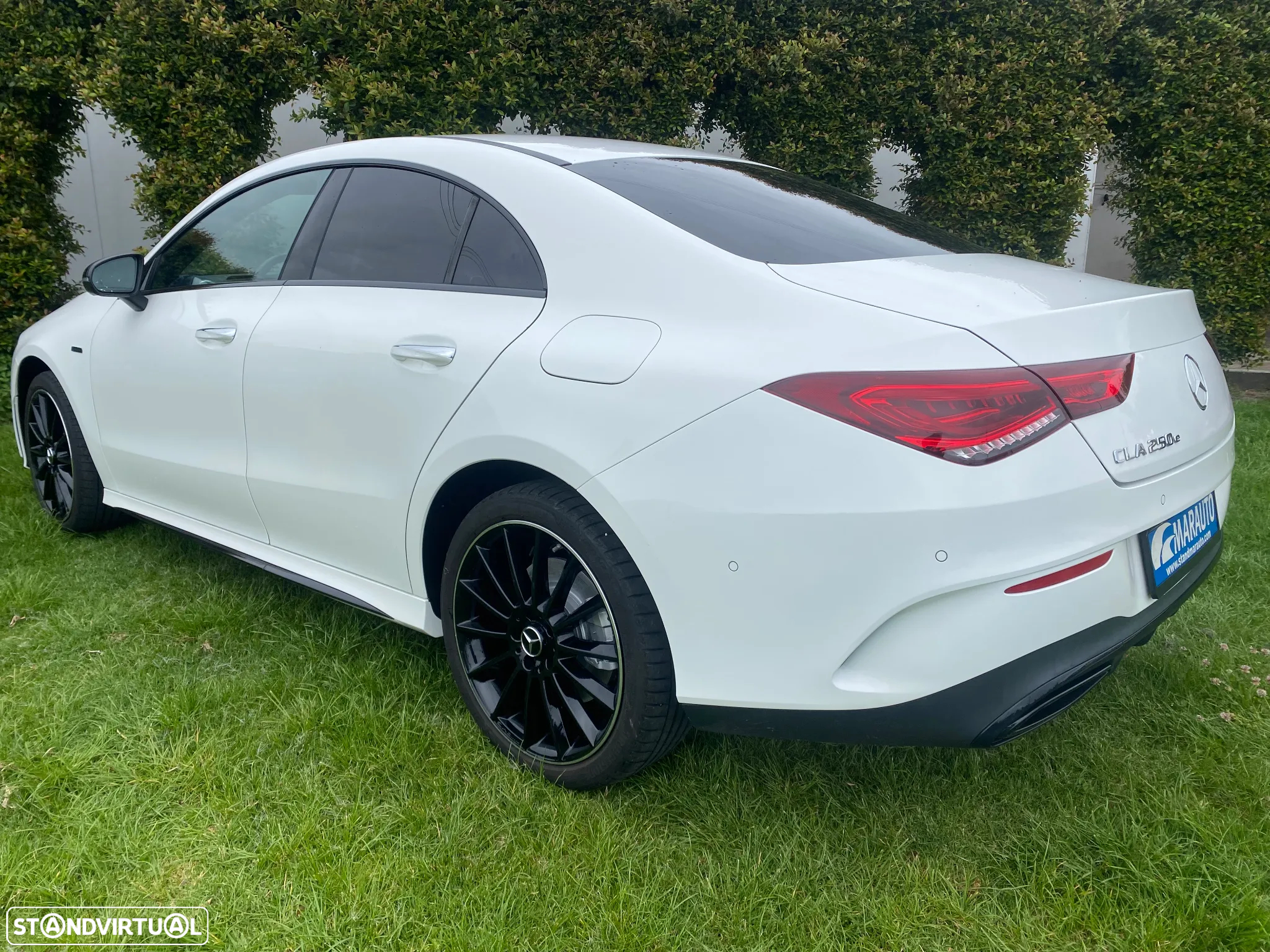 Mercedes-Benz CLA 250 e AMG Line - 10