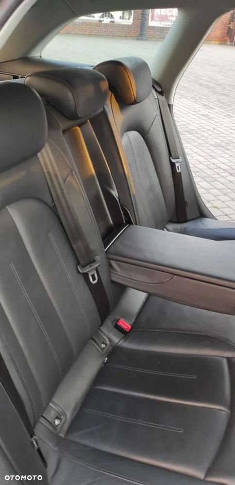 Audi A6 Avant - 32
