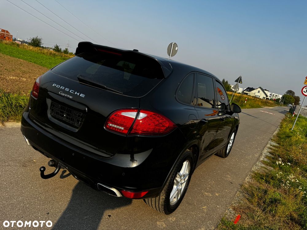 Porsche Cayenne Platinum Edition - 3
