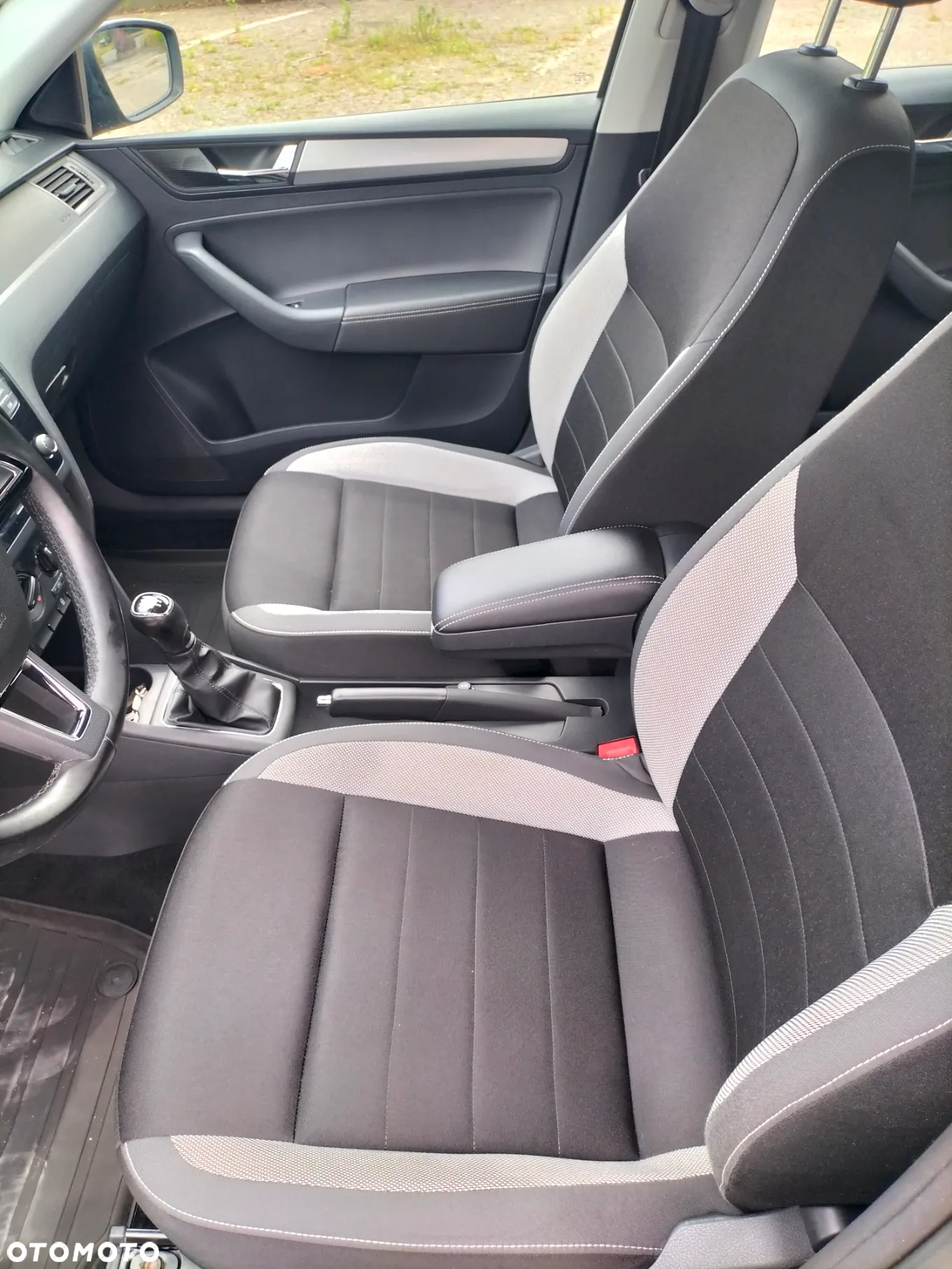 Skoda RAPID 1.0 TSI Ambition - 13