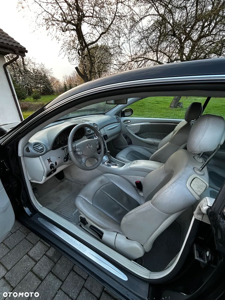 Mercedes-Benz CLK - 9