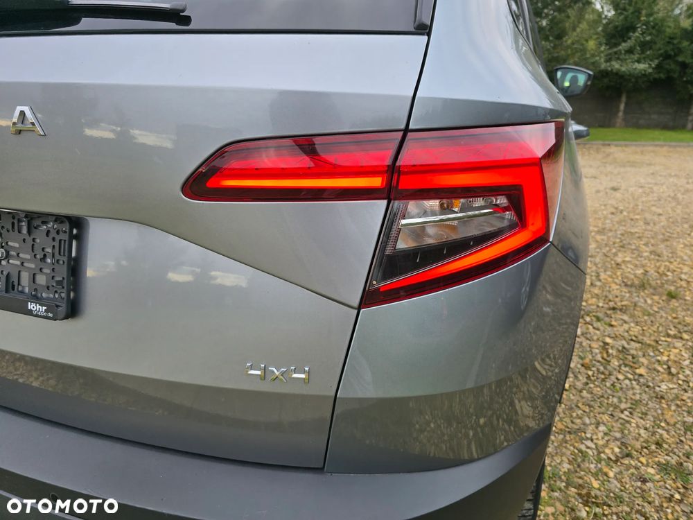 Skoda Karoq 2.0 TDI SCR 4x4 DSG Sportline - 9
