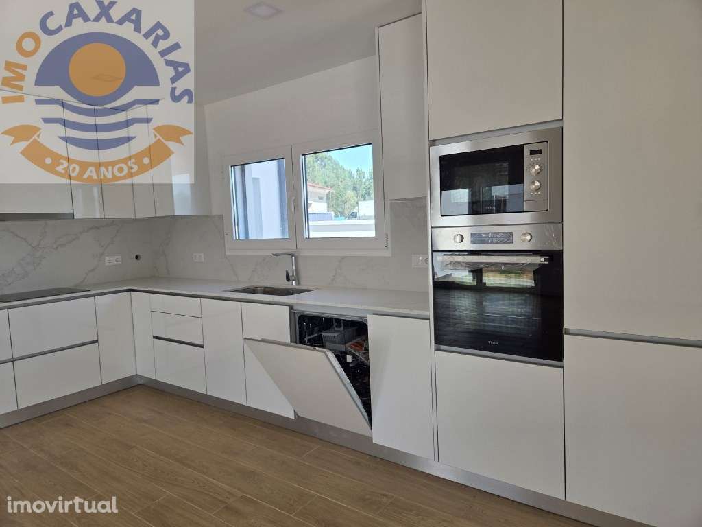 MORADIA NOVA - Grande imagem: 4/58