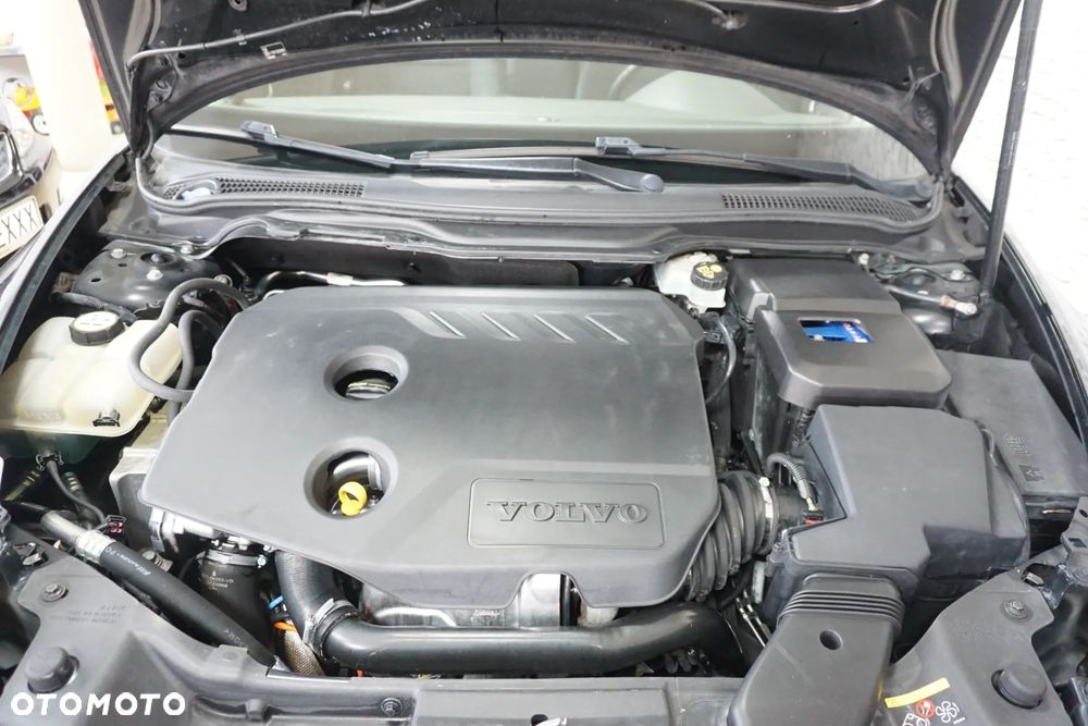 Volvo V50 D2 Kinetic - 15