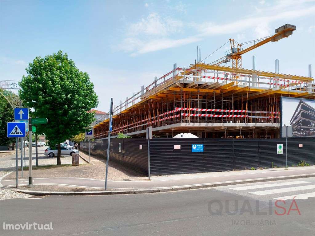 Loja com 62m2 em prédio novo no centro de Vila Verde - Grande imagem: 5/13